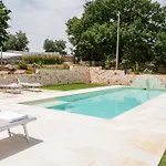 Trullamia, Trullo Storico Con Piscina * Cisternino