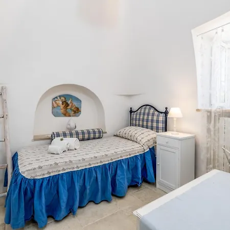 Ferienhaus Trullamia, Trullo Storico Con Piscina