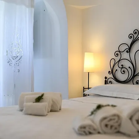 Trullamia, Trullo Storico Con Piscina Ferienhaus *