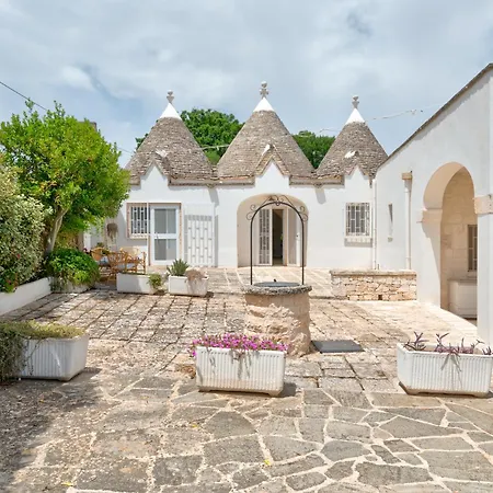 בית נופש Trullamia, Trullo Storico Con Piscina