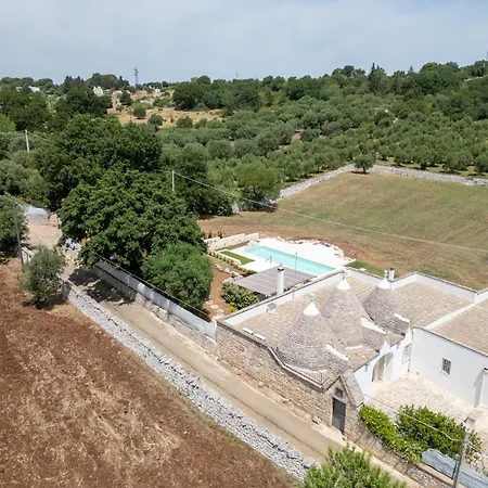 בית נופש Trullamia, Trullo Storico Con Piscina צ'יסטרנינו