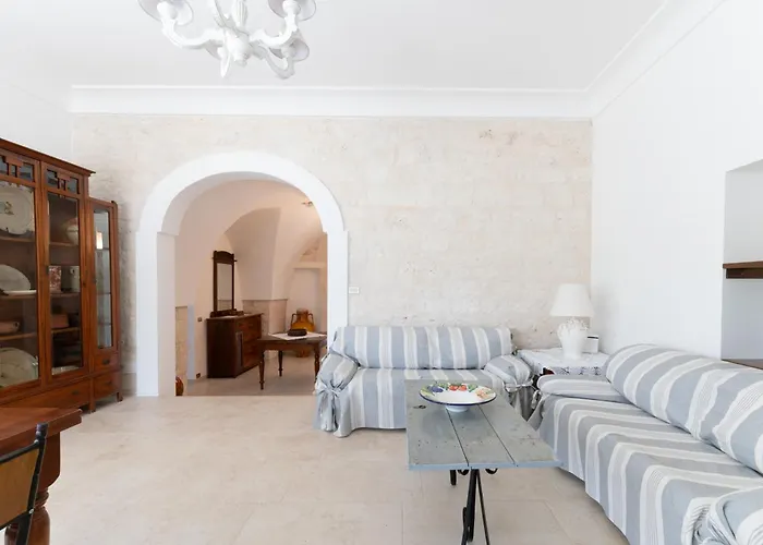 בית נופש Trullamia, Trullo Storico Con Piscina