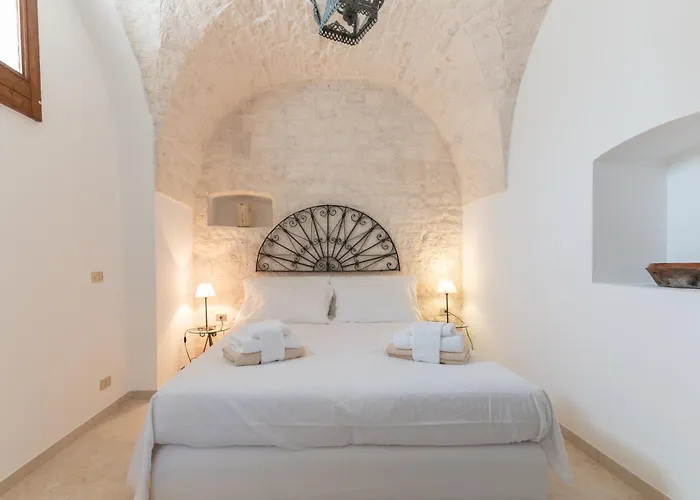 Trullamia, Trullo Storico Con Piscina בית נופש *