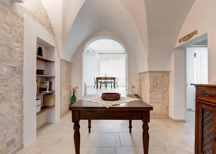 בית נופש Trullamia, Trullo Storico Con Piscina