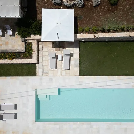 Holiday home Trullamia, Trullo Storico Con Piscina *